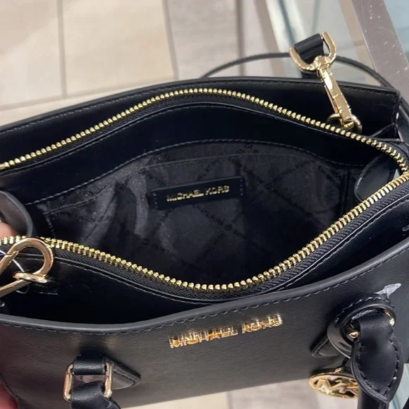 Michael Kors Sheila Small Center Zip Satchel Shoulder Crossbody Bag Non Leather - Picture 8 of 16